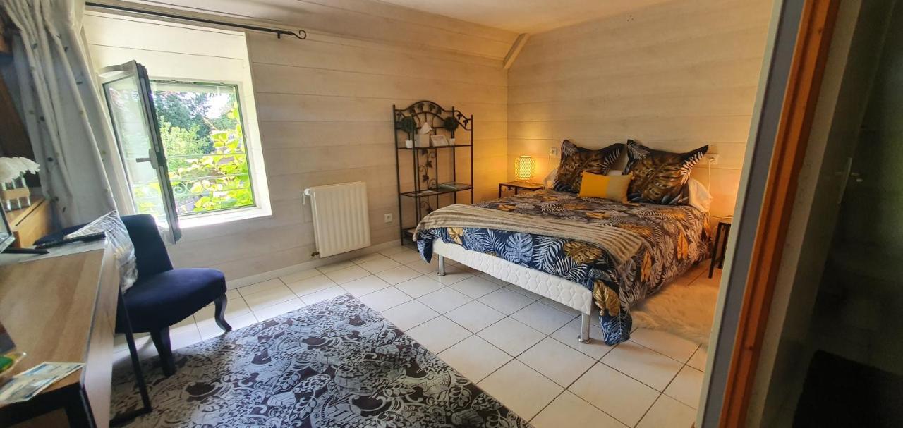 Chambres D'Hotes Avec Piscine Aux Agapanthes De Cromel - Mont Saint Michel Esterno foto